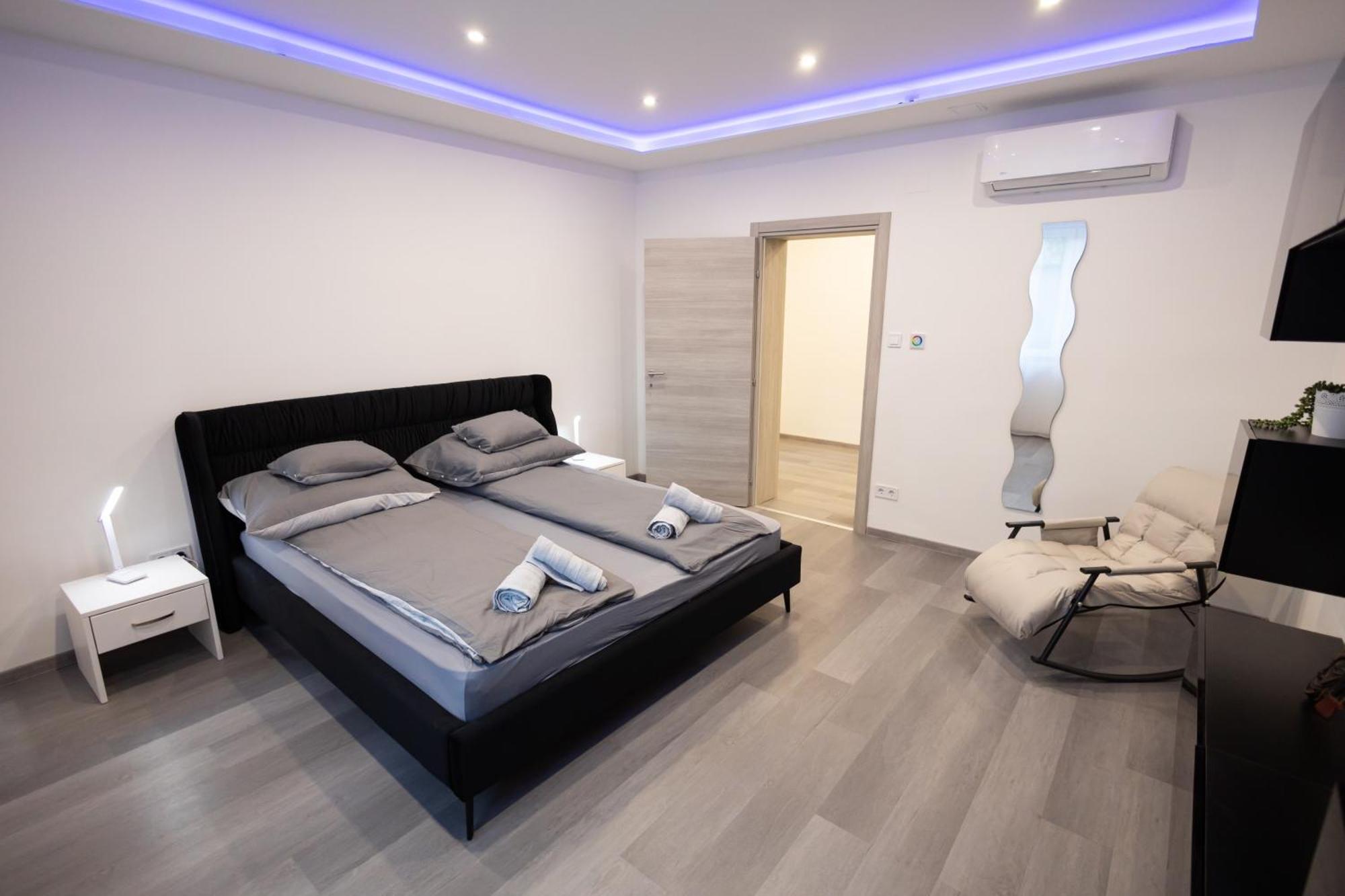 Fonix Apartman Дебрецен Экстерьер фото